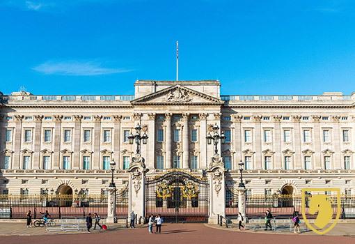 Buckingham Palace, Tower of London, Windsor Castle & Hampton Court Palace Tours & Day Trips From London